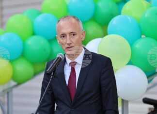 ОБНОВЕНА  Имаме най-големи проблеми с мотивацията на учениците по математика и природни науки, каза министър Красимир Вълчев в с. Скутаре