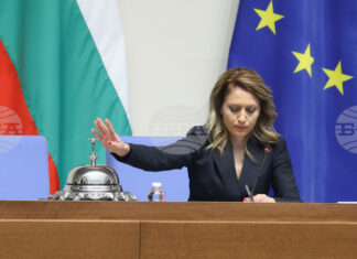 ОБНОВЕНА Парламентът ще разгледа на първо четене проектобюджета на НЗОК и на държавния бюджет за 2026 г. ОБНОВЕНА Парламентът ще разгледа на първо четене проектобюджета на НЗОК и на държавния бюджет за 2026 г.