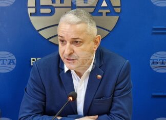 Очертават се предсрочни парламентарни избори през пролетта, каза народният представител от "Възраждане“ Ангел Янчев Очертават се предсрочни парламентарни избори през пролетта, каза народният представител от "Възраждане“ Ангел Янчев