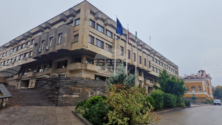 Според информация от БТА над 55 000 лева бяха предвидени