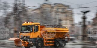 Пътната обстановка в София е нормална, движението се осъществява при зимни условия