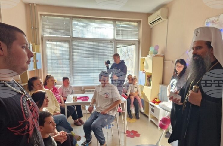 Патриарх Даниил посети детския консултативен блок на Националната кардиологична болница в столицата
