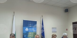 Пет поколения работят заедно, нужен е нов подход при управлението на хора, отчита Икономическият и социален съвет