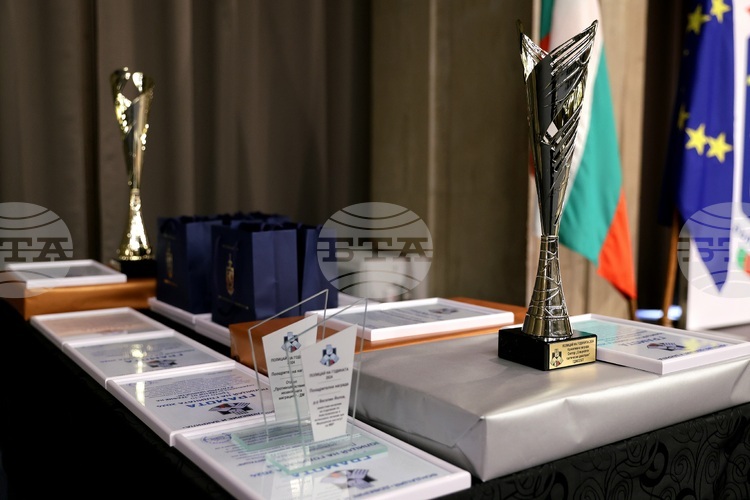 Източник БТАЗа още интересни новини интервюта анализи и коментари харесайте