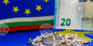 Полицията съветва да не се доверяваме на непознати, които предлагат по-добри условия за обмяна на левове в евро