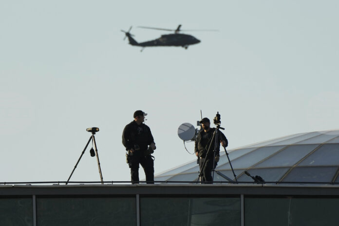 Полша временно затвори две летища заради руските удари срещу Украйна Полша временно затвори две летища заради руските удари срещу Украйна