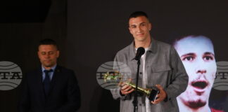 Полският шампион Лех (Познан) проявява интерес към вратаря Пламен Андреев, който играе под наем в испанския Расинг (Сантандер)