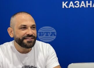 Посланието на филма „Социално силните“ е, че в наши дни имаме нужда от нови вдъхновители, каза режисьорът Николай Василев Посланието на филма „Социално силните“ е, че в наши дни имаме нужда от нови вдъхновители, каза режисьорът Николай Василев