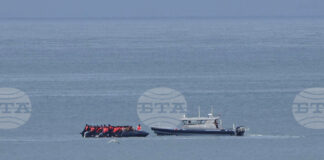 Повече от 41 000 души са прекосили Ламанша с малки лодки от началото на годината, сочи най-новата статистика