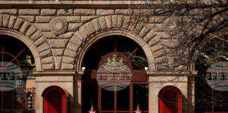 Представители на "Величие" пристигнаха на „Дондуков" 2 за консултации с президента Румен Радев