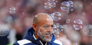 Предстоящият трансферен прозорец ще бъде много важен за Уест Хем, заяви Нуно Еспирито Санто