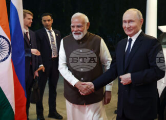 ПРЕГЛЕД НА ПЕЧАТА
                                                                                                Западни издания коментират визитата на Путин в Индия