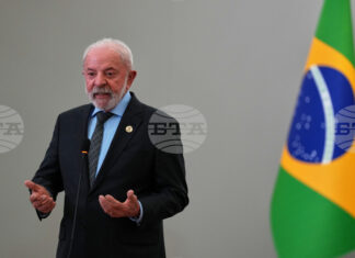 Президентът на Бразилия Лула да Силва заплаши да се откаже от споразумението между Меркосур и ЕС, ако то не бъде финализирано този месец Президентът на Бразилия Лула да Силва заплаши да се откаже от споразумението между Меркосур и ЕС, ако то не бъде финализирано този месец