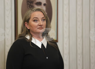 Рая Назарян няма да приеме поста на служебен премиер, каза Деница Сачева