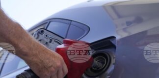 Русия удължи временната забрана за износ на бензин и дизел до края на февруари