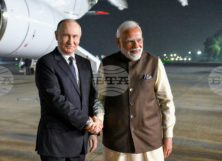 Руският президент ще обсъди търговските отношения с индийския премиер в Делхи