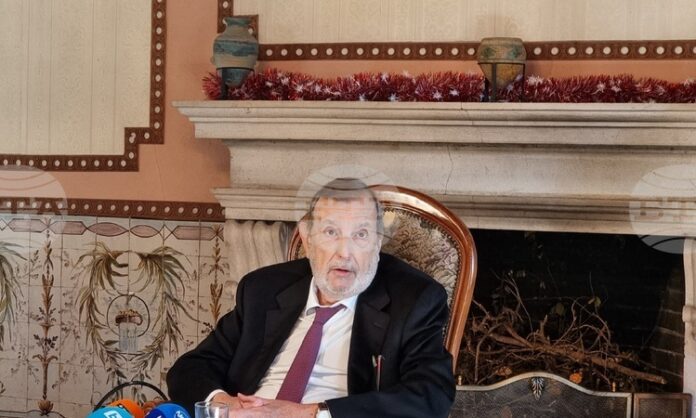 Силата на гласа на една страна в ЕЦБ зависи от Силата на гласа на една страна в ЕЦБ зависи от смислените идеи в паричната политика, според Антонио де Соуза, бивш управител на Банката на Португалия