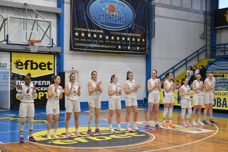 Монтана запази предимството си и след началото на втория период