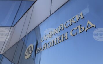 Софийският районен съд пусна под гаранция от 5000 лв. директора на столичното 138-о СУЗИЕ „Проф. Васил Златарски“