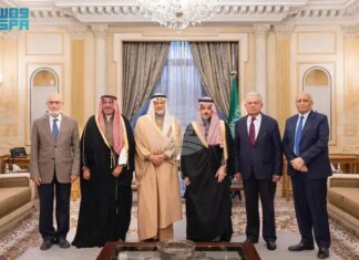 СПА: Саудитския външен министър се срещна с председателя на настоятелството на Оксфордския център за ислямски изследвания