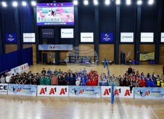 Световни вицешампиони откриха петия турнир за звезди на бъдещето в София заедно с Любо Ганев и Владо Николов