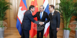 Тайланд и Камбоджа се споразумяха да "укрепят примирието" по време на преговори в Китай