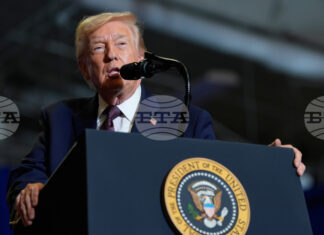 Тръмп се опита да укрепи позициите си по отношение на американската икономика по време на речта си в Роки Маунт, щата Северна Каролина