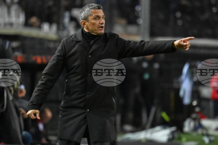 Треньорът на ПАОК Разван Лучески след равенството с Лудогорец: "Загубихме Треньорът на ПАОК Разван Лучески след равенството с Лудогорец: "Загубихме две точки, но едната спечелена е много важна"