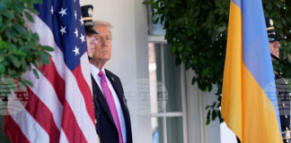 Украинският президент Зеленски пристига във Флорида, за да се опита да спечели подкрепата на Доналд Тръмп за мирния си план