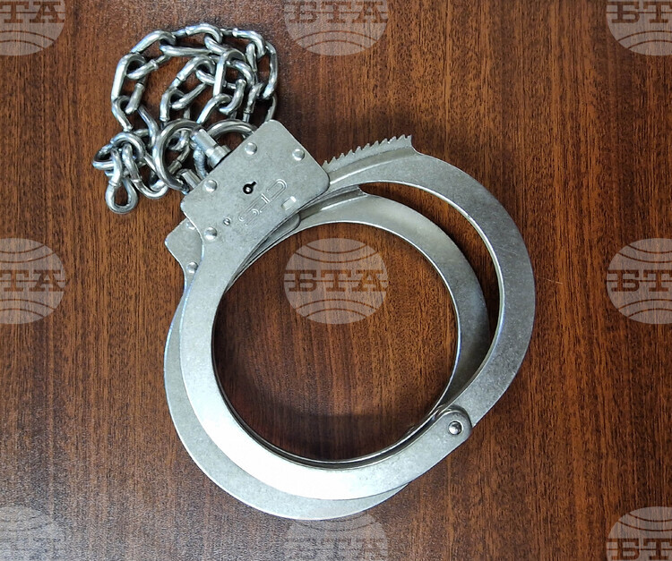 Пренапишете този текст като използвате собствените си думи и се