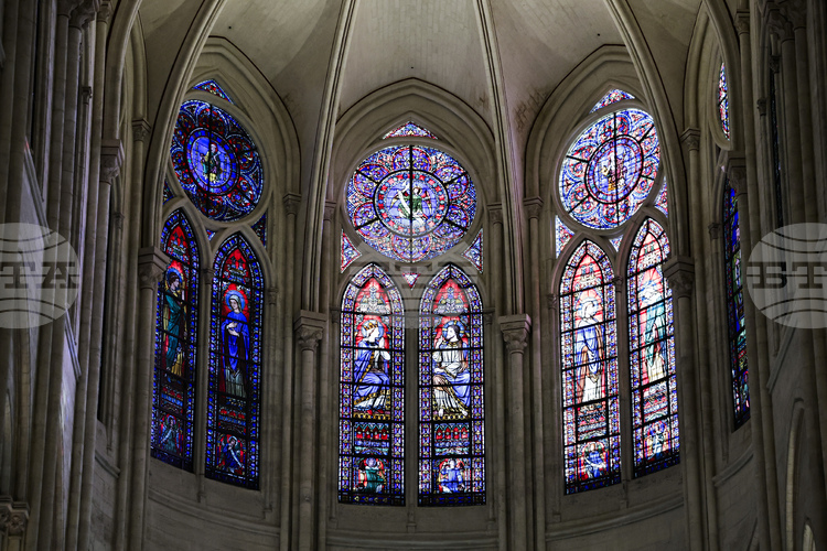 В Париж са представени спорни проекти за нови витражи на катедралата „Нотр Дам“