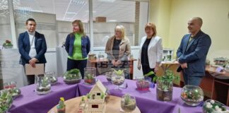В Шуменския университет бе открит базар на растителни терариуми в подкрепа на дневен център за пълнолетни лица с увреждания