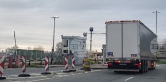 Възможни са затруднения при преминаването на товарни автомобили през граничните преходи с Гърция