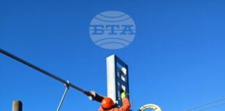 Възстановено е движението на влакове между гарите Гурково и Твърдица от Подбалканската железопътна линия, спряно заради повреда