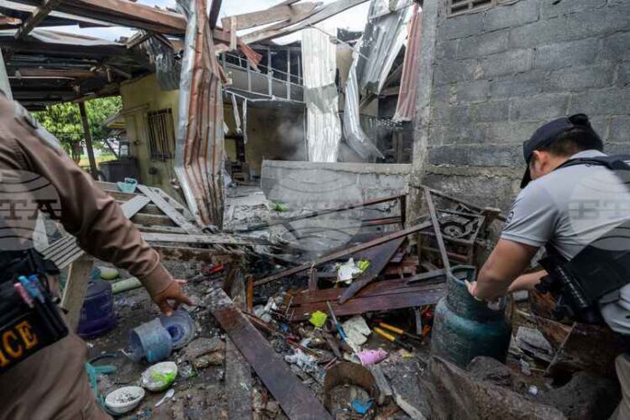Военните действия в пограничния конфликт между Тайланд и Камбоджа продължават Военните действия в пограничния конфликт между Тайланд и Камбоджа продължават и тази сутрин