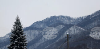 Времето в планините не е много подходящо за туризъм, съобщиха от Планинската спасителна служба на БЧК