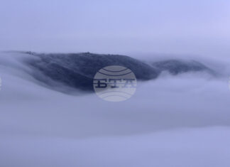 За силен до ураганен вятър в планините, на места над 100 км/ч, съобщиха от Планинската спасителна служба