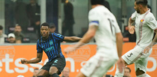 Защитникът на Интер Дензел Дъмфрис ще отсъства между два и три месеца