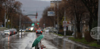 Жълт код за значителни валежи е в сила за 16 области в страната, съобщиха от НИМХ