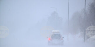 Зимна буря остави без ток десетки хиляди хора в Швеция
