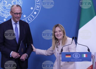 Берлин–Рим: Възниква ли нова ключова ос на сътрудничество в ЕС? Фридрих Мерц и Джорджа Мелони по време на съвместната им пресконференция след срещата на върха Германия-Италия в Рим, 23 януари 2026 г.