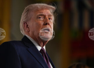 АКТУАЛИЗИРАНА
Тръмп заплаши с мита държави, които доставят петрол на Куба АКТУАЛИЗИРАНА
Тръмп заплаши с мита държави, които доставят петрол на Куба