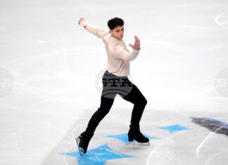 Александър Златков остана предпоследен в кратката програма на Европейското първенство по фигурно пързаляне в Шефилд