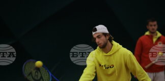 Андреев отпадна на четвъртфиналите на турнир по тенис в Маракеш