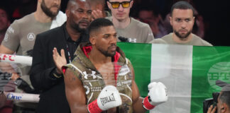 Антъни Джошуа е изписан от болница след автомобилна катастрофа в Нигерия