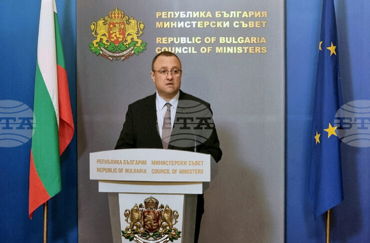 АПИ е предприела всички необходими действия за осигуряване на нормалното зимно поддържане на пътната мрежа, съобщи регионалният министър