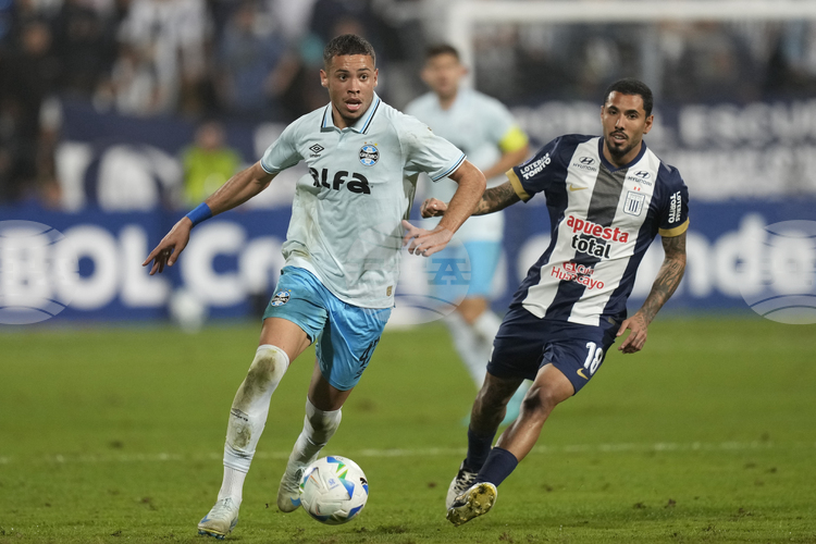 Бразилският футболист Алисон запълва редиците на Астън Вила като първото