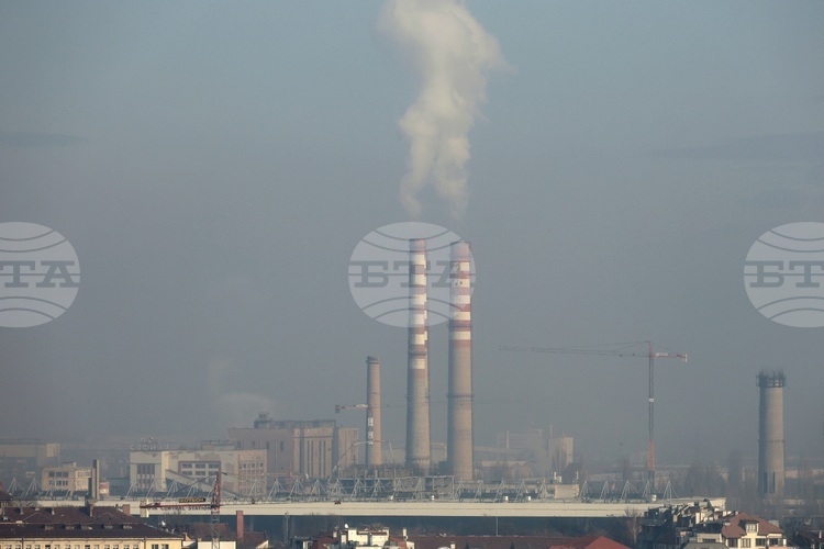 Аварии в центъра на столицата оставиха абонатите на ТЕЦ-София без парно и топла вода