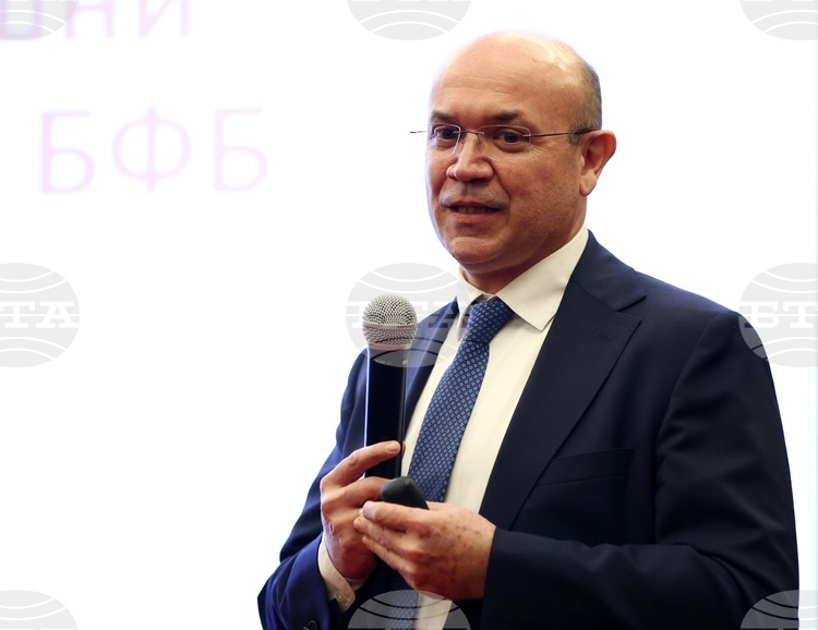 Събитието започна с мотивационна лекция на Ивайло Кунев която разгледа