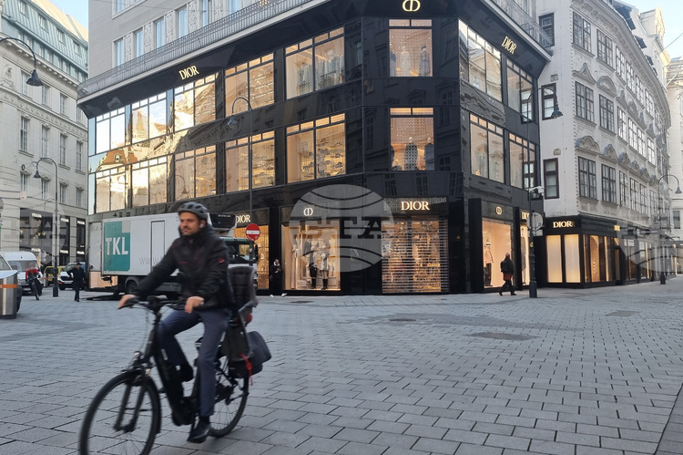 Към края на 2025 година в Австрия продължава увеличаването на